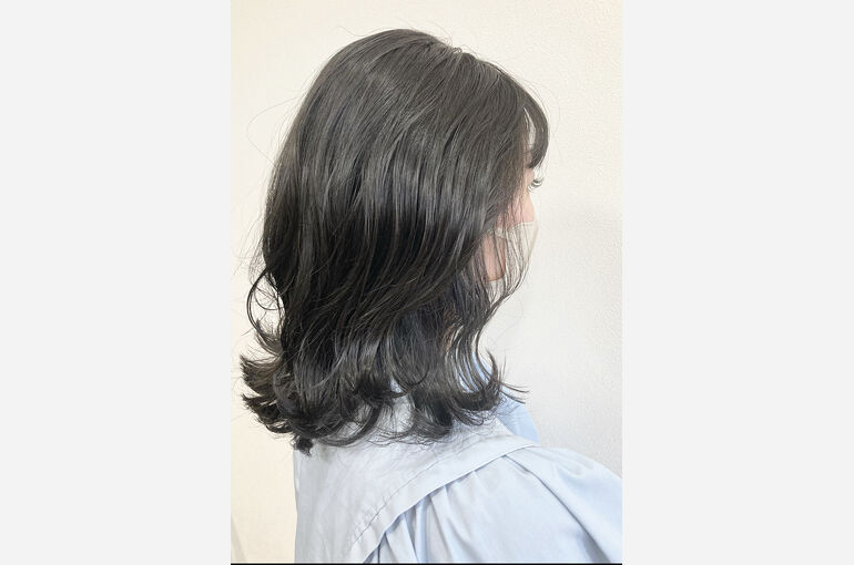 山下佳織さま